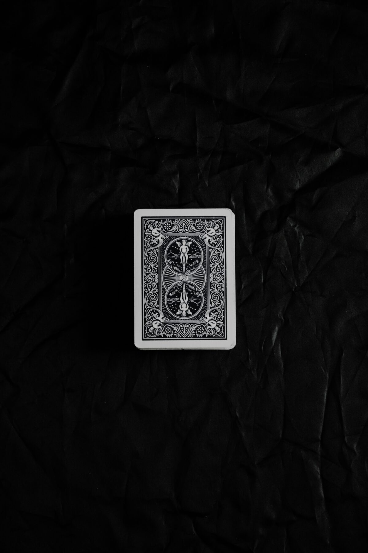 슬롯게임 홀덤사이트 – 인디고게임 플레이어가 WSOP 메인 이벤트에서 풀 하우스로 150 빅 블라인드 팟을 블러핑함