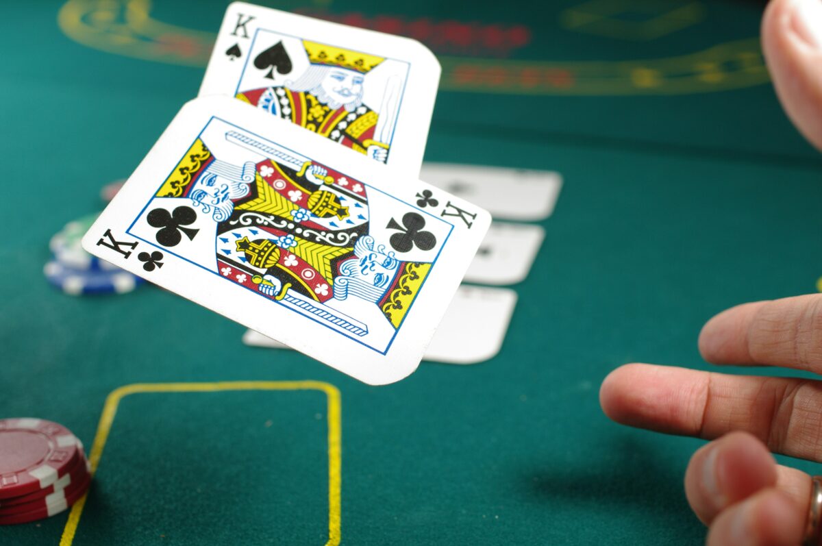 카지노게임 홀덤사이트 – 인디고게임 그들이 그를 잡았다: Doug Polk, Brutal Aces vs. Kings Bad Beat에서 WSOP 메인 이벤트에서 탈락
